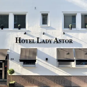 Sir & Lady Astor Dusseldorf